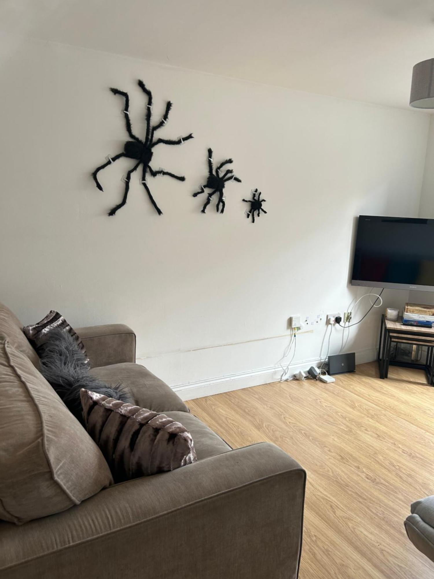 1000 négyzetméteres, 3 hálószobás Apartman 1 fürdőszobával Watford területén Kültér fotó